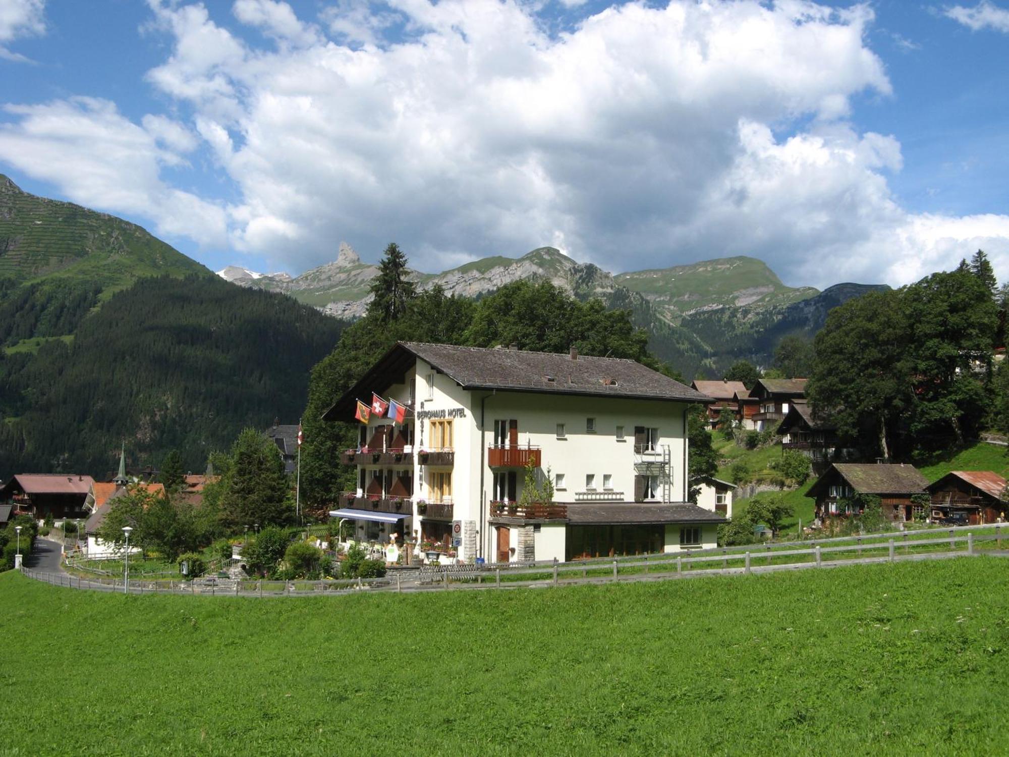 Hotel Berghaus Wengen Exterior foto